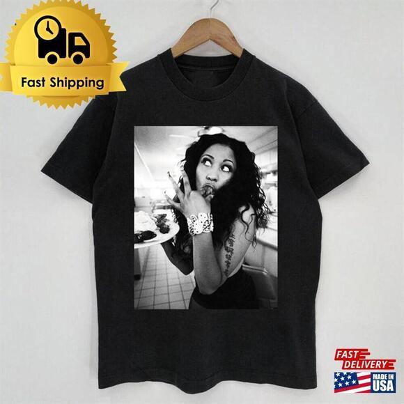 Tops - Black And White Nicki Cool Shirt